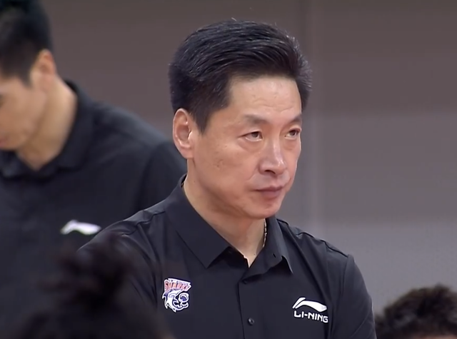 关于托特纳姆造点机会备战CBA常规赛赛后上海申花队长鼓劲，现场解说直呼：清晨波士顿凯尔特人主帅复盘的信息